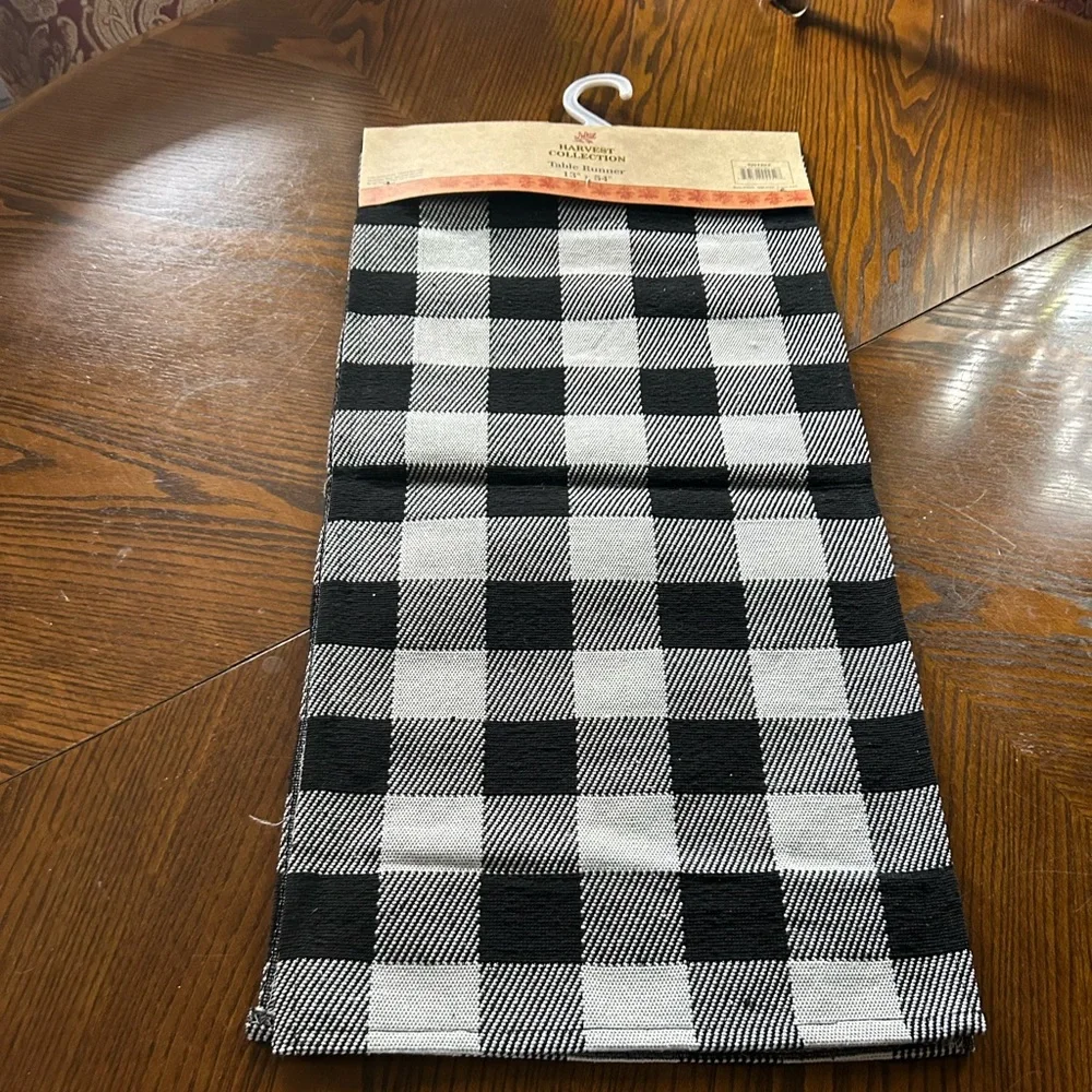 Black & White Buffalo Plaid Table-runner